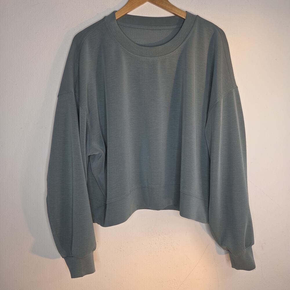 Lululemon Softstreme Crew Sweatshirt Womens XL Green Grey Oversized Cropped Sage